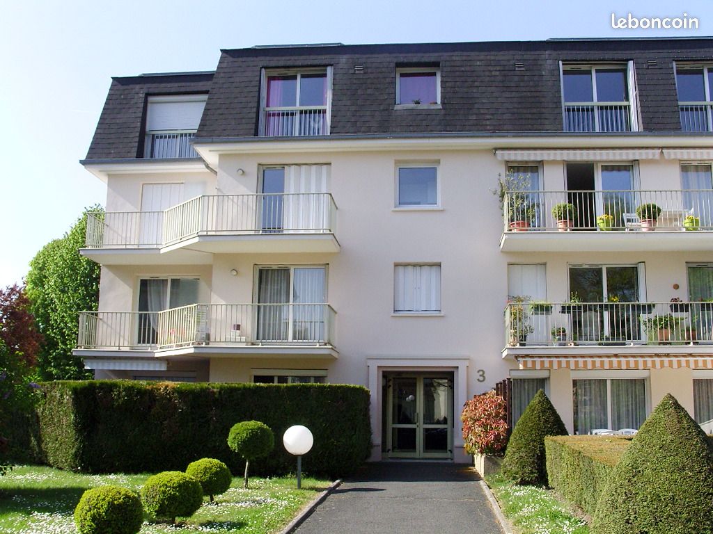 Appartement 1 pièce 31 m² · à Rambouillet · 31 m² · 660 €