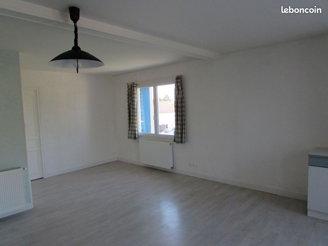 Maison 4 pièces 94 m² - Saint-Jean-d'Angély 17400 (image principale 3)