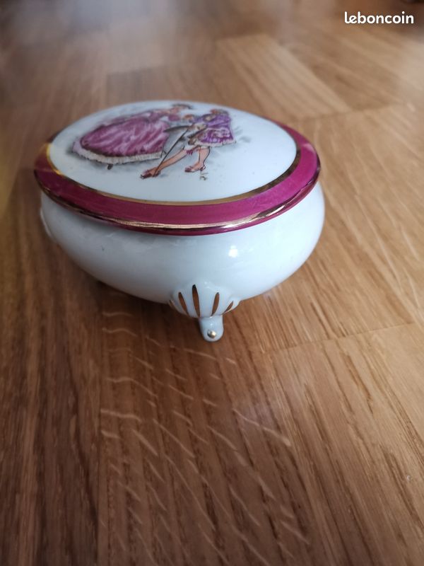 Boite en porcelaine (image 2)
