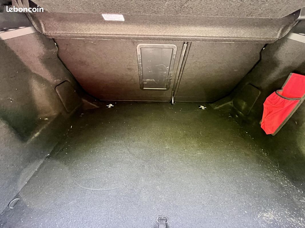 PEUGEOT 308 GT LINE 1.2i 12V S&S - 130 - BV EAT8 II BERLINE - GARANTIE 6/12 MOIS (image 22)