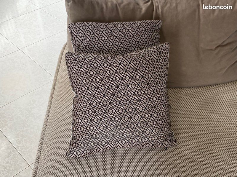 Coussins design pour Canapé (image 3)