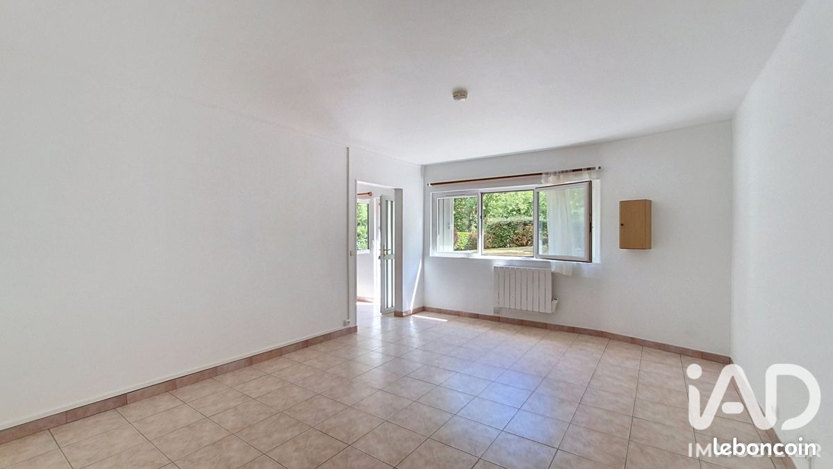 Appartement 1 pièce 33 m² · à Yerres · 33 m² · 765 €