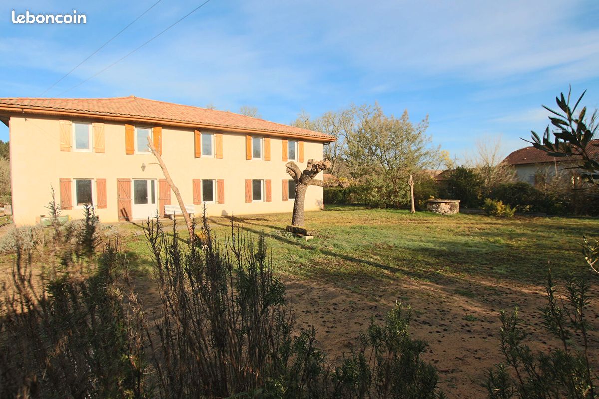 Maison 6 pièces 133 m² · à Salles · 133 m² · 247 400 €