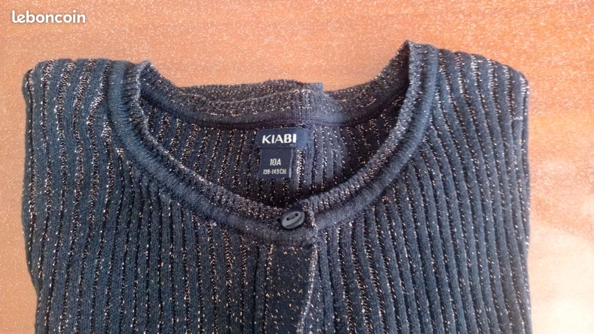 Gilet taille 10 ans (image 1)