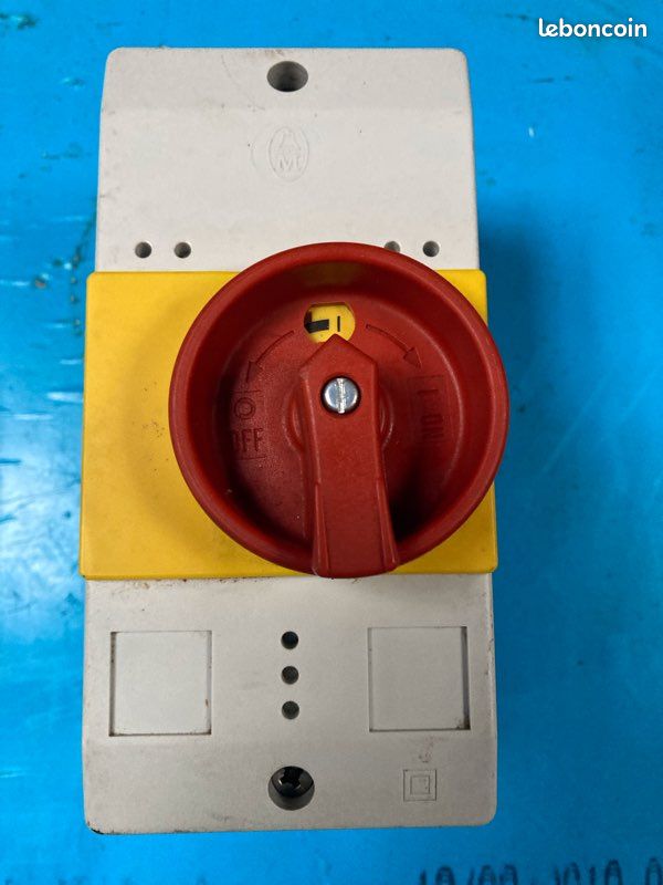 Interrupteur magnéto thermique neuf (image 1)
