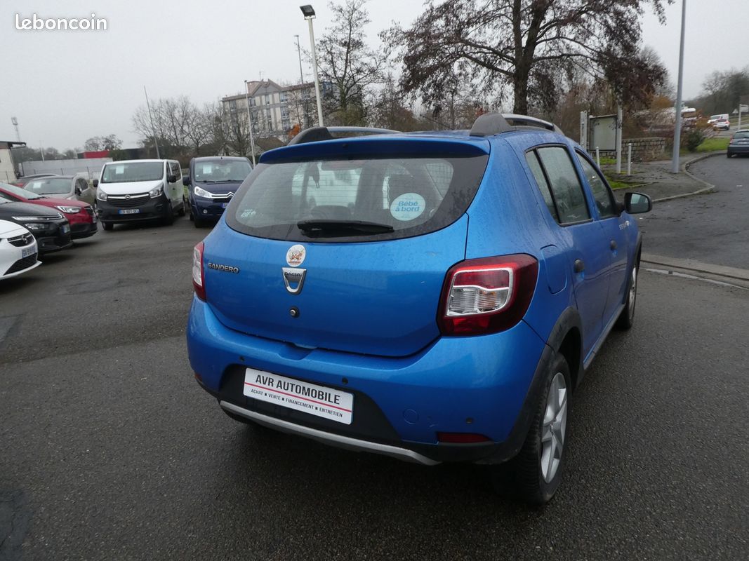 Dacia SANDERO 1.5 DCI 90CH ECO² STEPWAY AMBIANCE EURO6 (image 3)