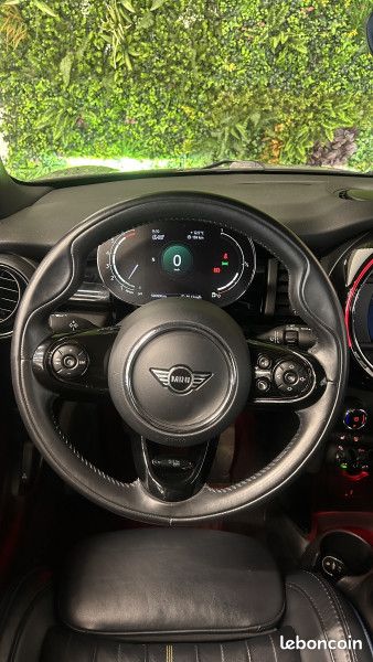 Mini CABRIO COOPER 136CH SIDEWALK EURO6D-T (image 26)