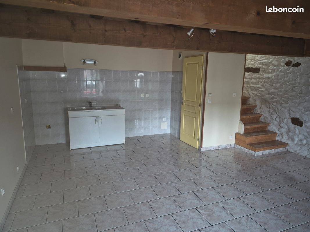 Maison 3 pièces 70 m² · à Carcassonne · 70 m² · 600 €