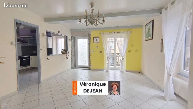 https://img.leboncoin.fr/api/v1/lbcpb1/images/39/7c/c4/397cc44a24b9bca555108ea69e56d423ceb8fd62.jpg?rule=ad-image