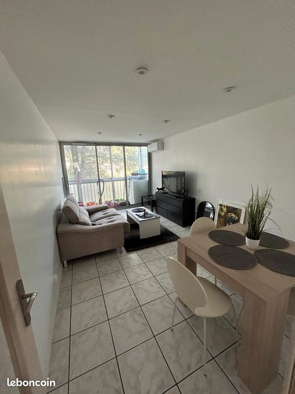 Appartement 2 pièces 49 m² · à Toulon · 49 m² · 730 €/mois