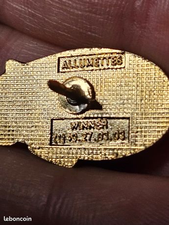 PIN,S CHAR A VOILES / GAULOISES BLONDES / RARE