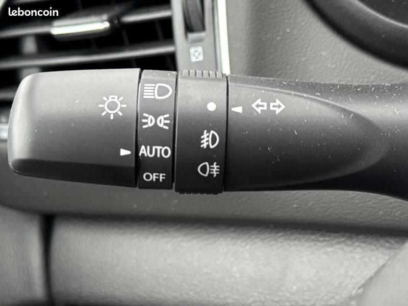 Suzuki S-Cross 1.4 Boosterjet Hybrid 110ch Style MY25 (image 25)