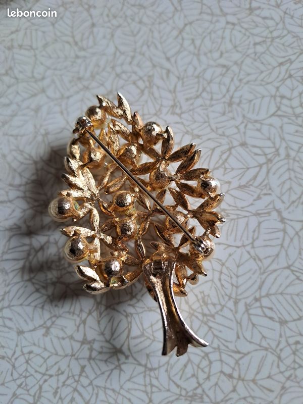 Lot De 3 Broches Vintage Anciennes - Bijoux Fantaisie D'occasion, état D'usage