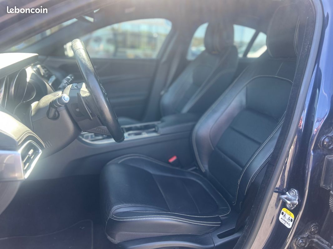 JAGUAR XE XE 2.0 L 180 AWD R-SPORt (image 5)