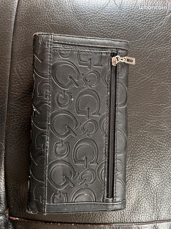 Pochette Guess Est. 1981 (image 2)