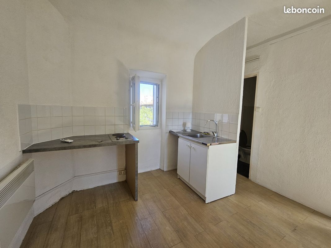 Appartement 1 pièce 16 m² · à Marseille · 16 m² · 393 €/mois