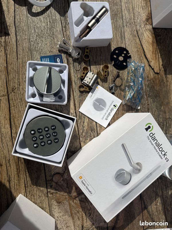 Serrure connectée Danalock V3 avec clavier (image 1)