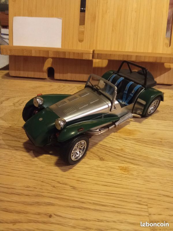 Diecast Model Cars Caterham Super Seven 1/18 Kyosho JPE White Avec Orangenem Streifen