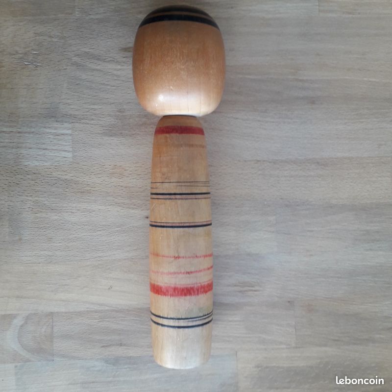 Poupée japonaise kokeshi ancienne en bois (image 2)