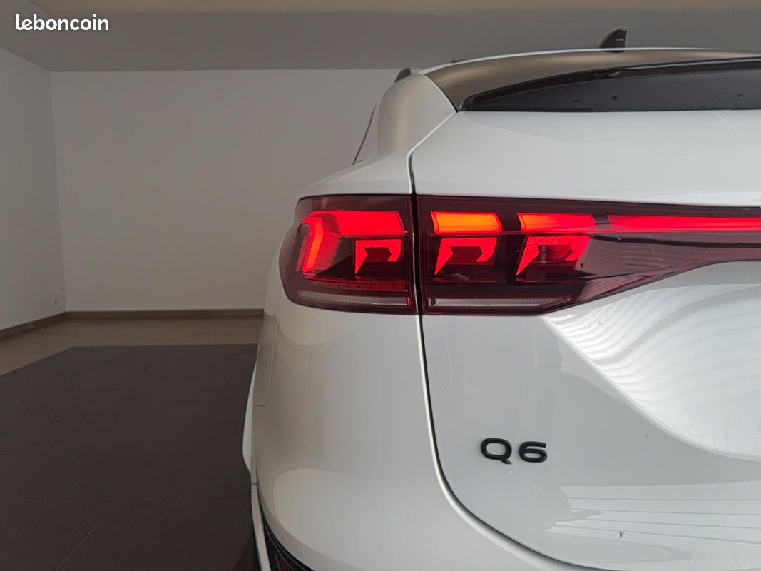 AUDI Q6 e-tron Sportback 306 ch 100 kWh performance S line (image 11)