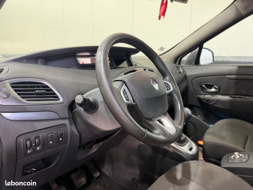RENAULT SCENIC III dCi 130 FAP Energy eco2 Expression (image 2)