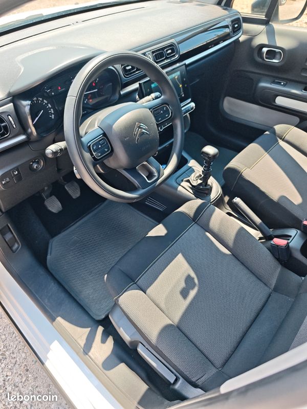 CITROËN C3 1.2i THP 110CV / GPS / DISTRIB NEUVE / CT OK / GARANTIE (image 9)