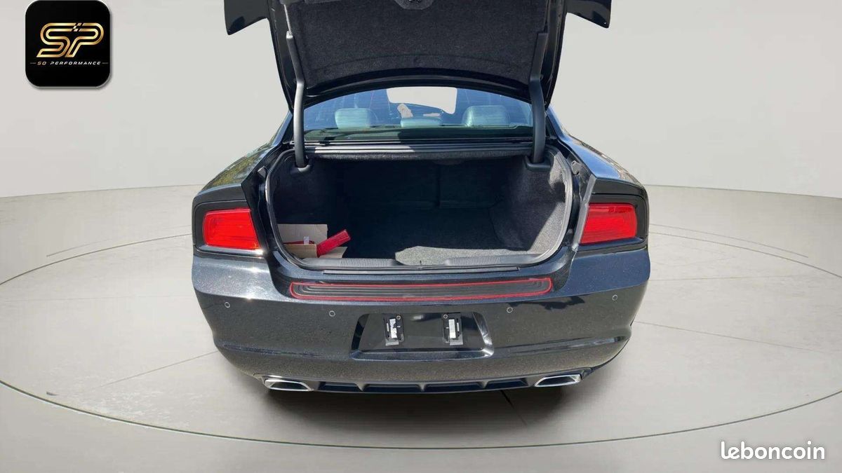 Dodge CHARGER SXT * V6 3.6 * 296 ch * BVA * Caméra * Toit Ouvrant (image 5)