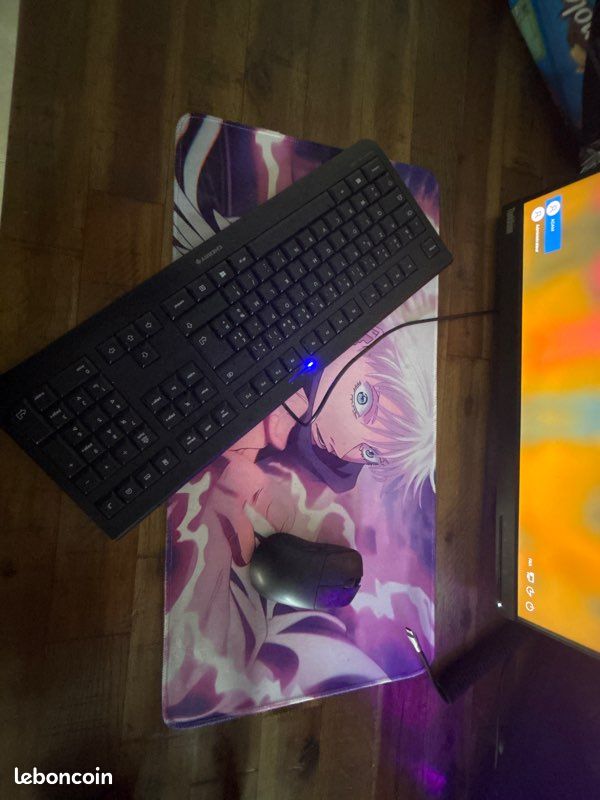 Setup (pc,clavier,souris,table haute ou bureau gaming…) (image 7)
