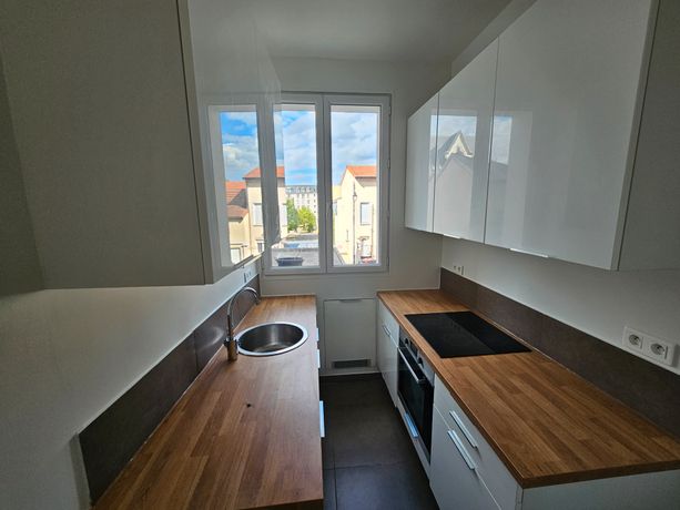 Appartement a louer  - 3 pièce(s) - 51 m2 - Surfyn