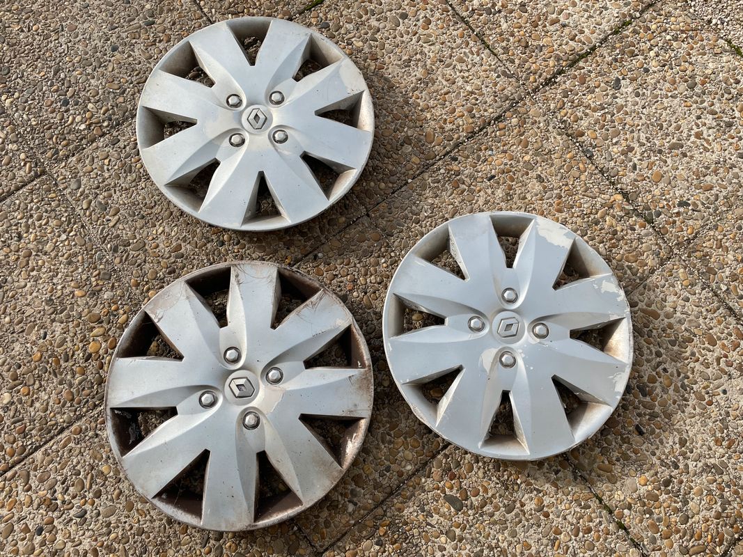 4 Enjoliveurs de roues pour RENAULT CLIO 15 pouces