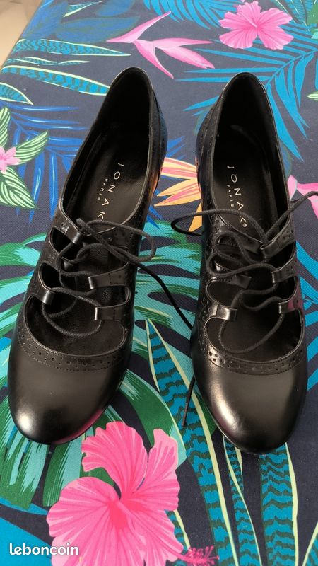 Escarpins Jonak En Cuir Irisé Noir - Taille 39 - Ville - Neufs Avec Boîte D'origine