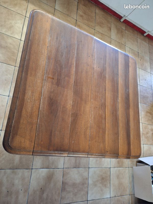 Table en bois (image 3)