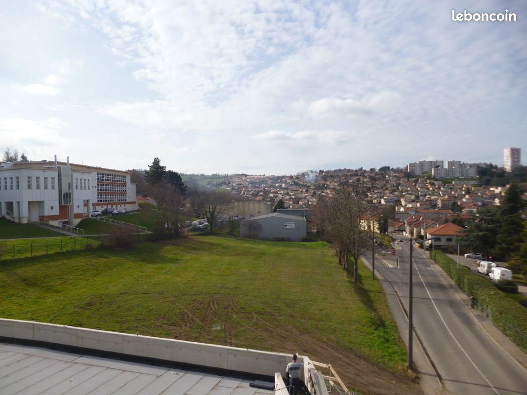 Appartement 2 pièces 58 m² · à Saint-Étienne · 58 m² · 695 €/mois
