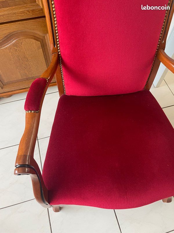 Fauteuil Voltaire avec revêtement en velours Bordeaux (image 2)