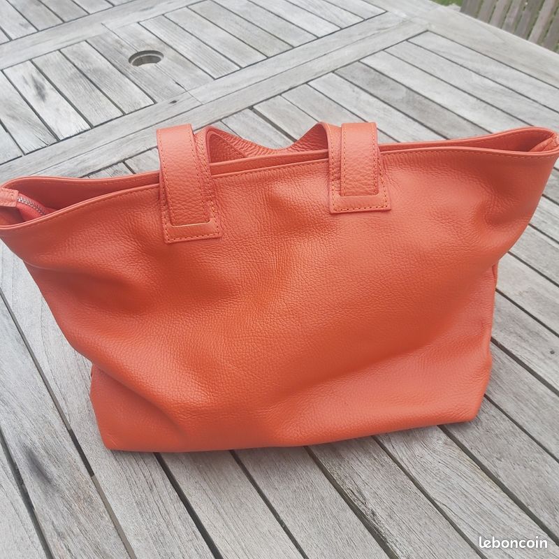 Sac à Main Sans Marque - Bandoulière Blanche - Matière Métal Extérieure - Neuf Sans étiquettes