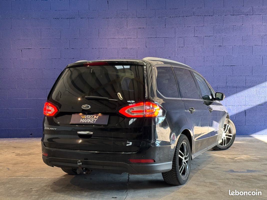 FORD Galaxy 2.0 TDCi 150ch Titanium Powershift 2018 / Distribution récente / CarPlay / Toit ouvrant / 7 places (image 5)