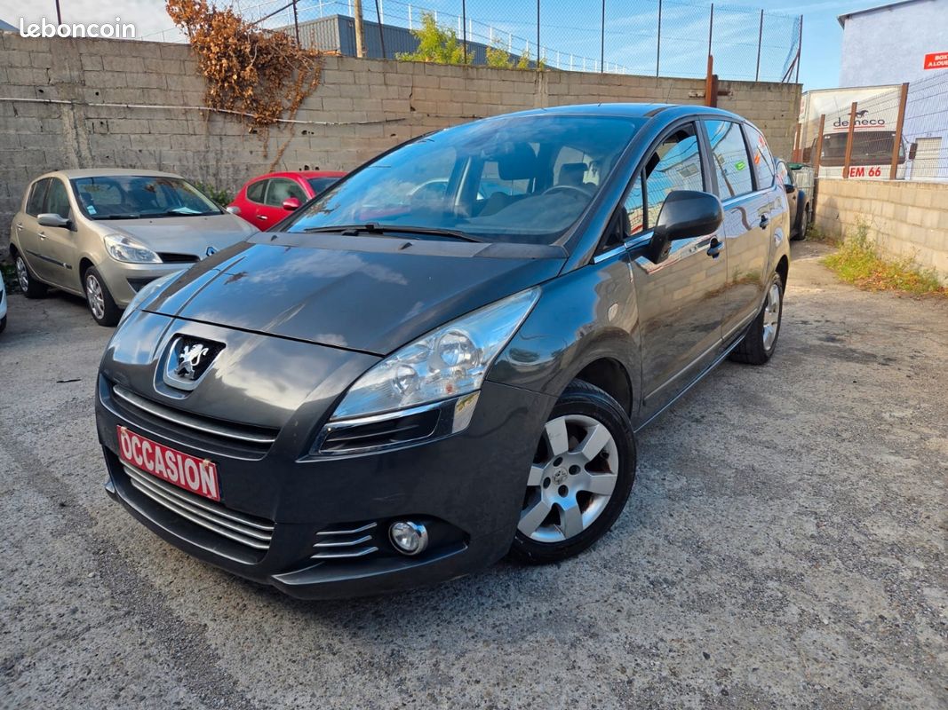 Peugeot 5008 1l6 hdi 112ch (image 2)