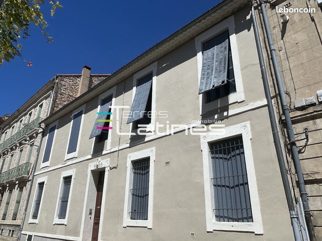 Appartement 6 pièces 93 m² · à Nîmes · 93 m² · 190 000 €