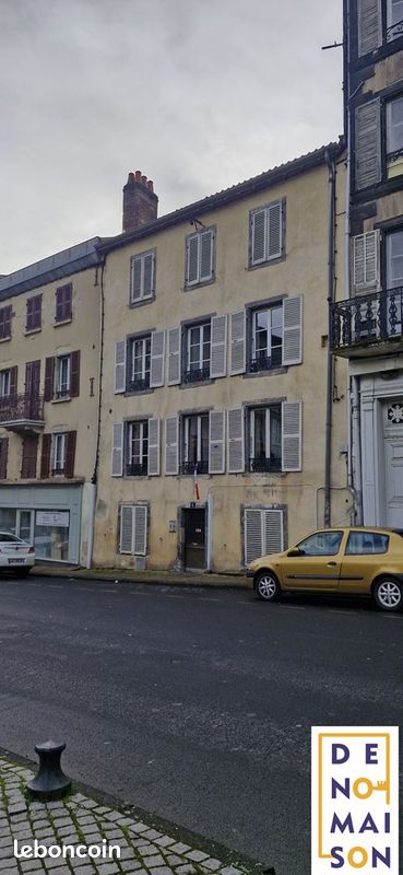 Immeuble 9 pièces 457 m² · à Thiers · 457 m² · 315 000 €