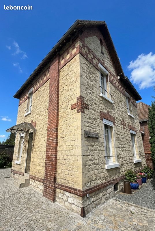 Maison 8 pièces 170 m² · à Compiègne · 170 m² · 630 000 €