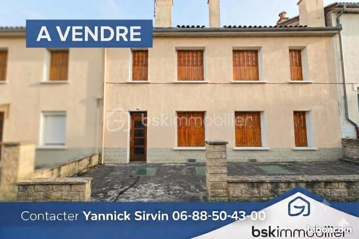 Maison 15 pièces 396 m² · à Langogne · 396 m² · 125 000 €