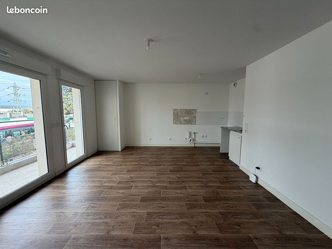 Appartement 3 pièces 64 m² · à Grand-Couronne · 64 m² · 820 €/mois