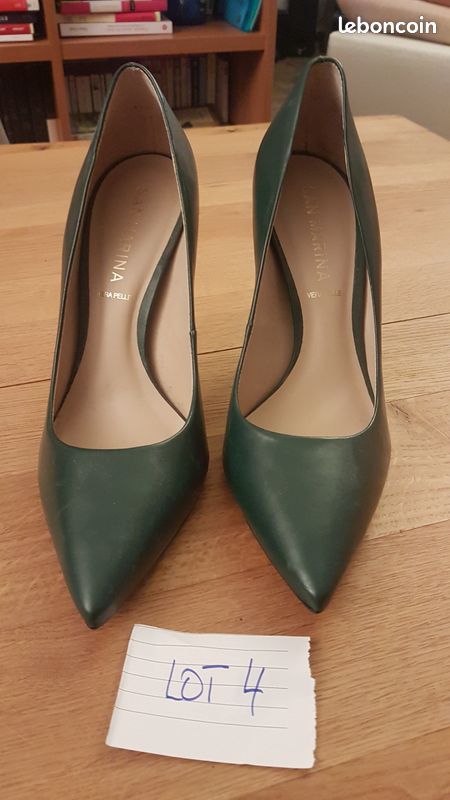 Escarpins San Marina - Taille 40 - Cuir Noir - Talons Aiguille 7+ Cm - Occasion Super État