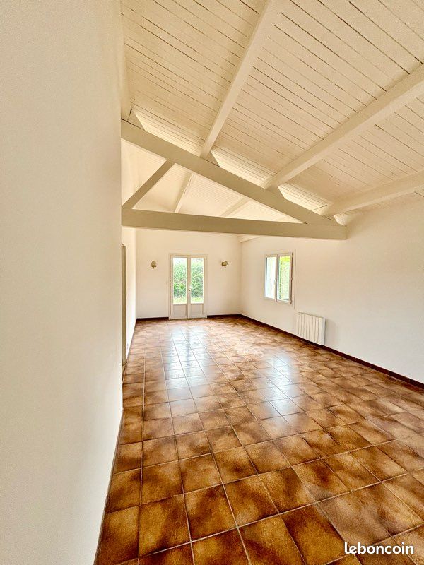 Maison 5 pièces 120 m² · à La Rochelle · 120 m² · 1 300 €