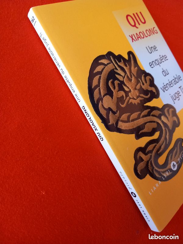 Qiu Xiaolong. Une enquête du vénérable juge Ti. Ed liana levi (image 2)