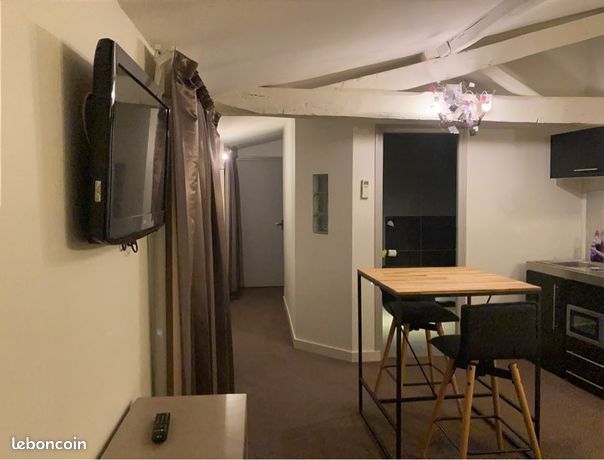 Studio meublé libre en mai toutes charges comprises