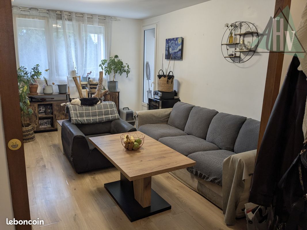Appartement 4 pièces 65 m² · à Melun · 65 m² · 140 000 €