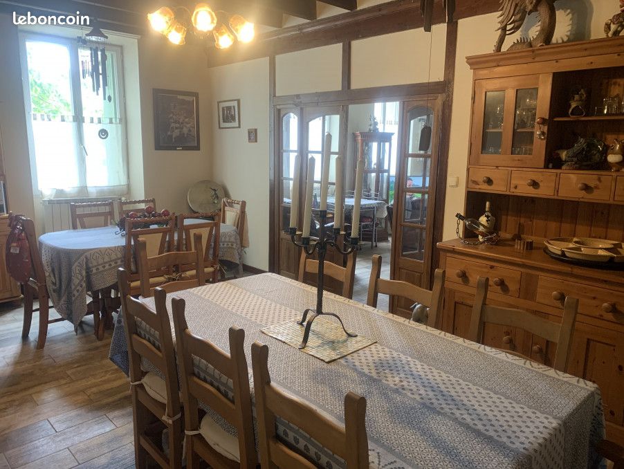 Maison de village 6 pièces 168 m² - Ambernac 16490 (image principale 3)