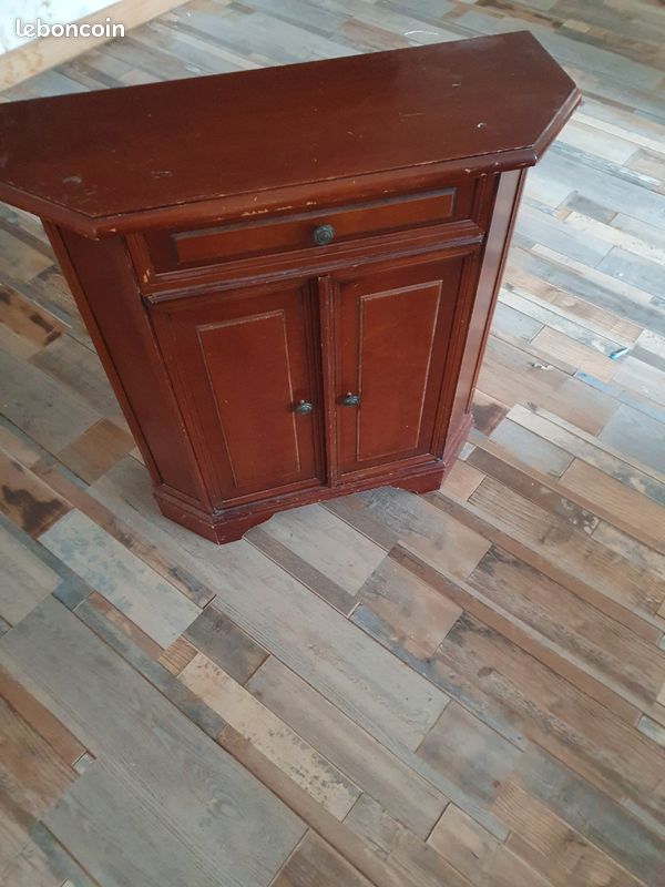 Petit meuble (image 1)