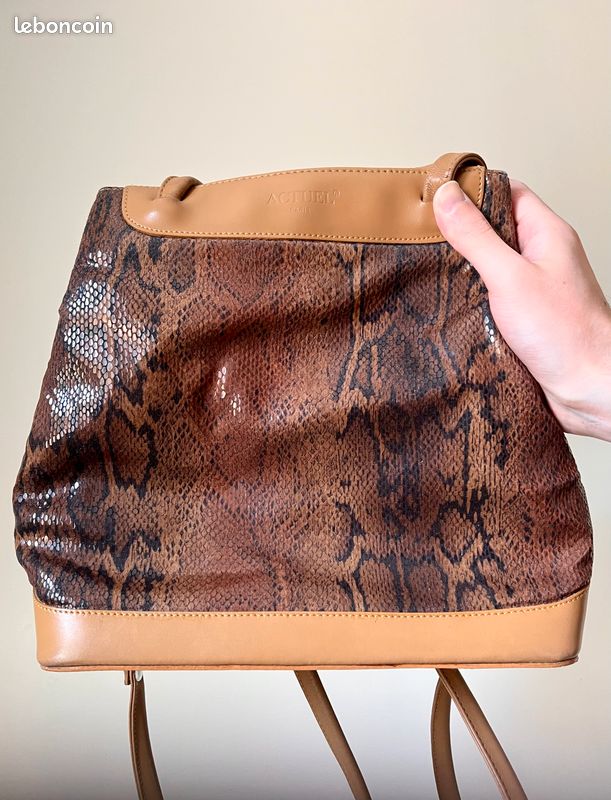 Sac à main/ à dos Actuel Paris camel python, vintage chic, femme, assez bon état (image 2)